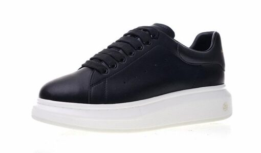 Alexander McQueen Black - AvaSneaker