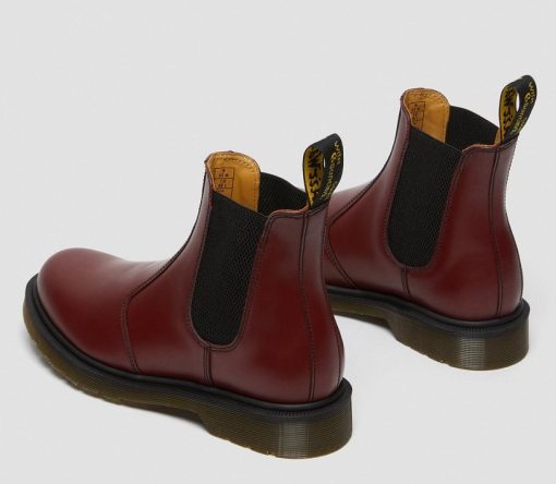 DR.MARTENS 2976 SMOOTH CHELSEA CHERRY RED