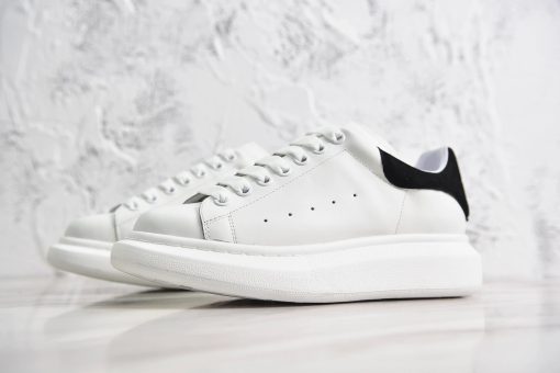 Alexander McQueen White Black - AvaSneaker