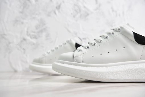 Alexander McQueen White Black - AvaSneaker