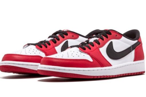 JORDAN 1 LOW RETRO CHICAGO - AvaSneaker