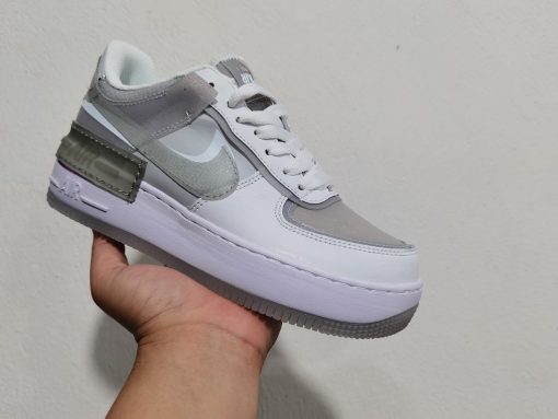 NIKE AIR FORCE SOMBRA GRIS