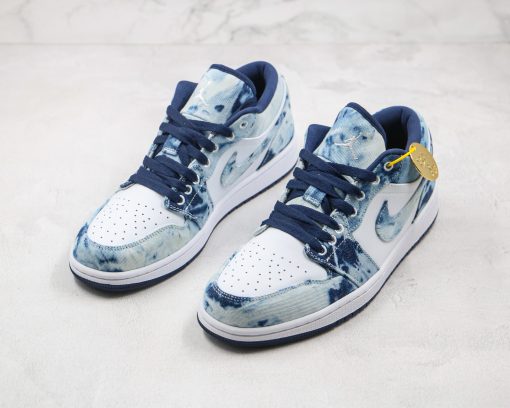 NIKE Air Jordan 1 Low