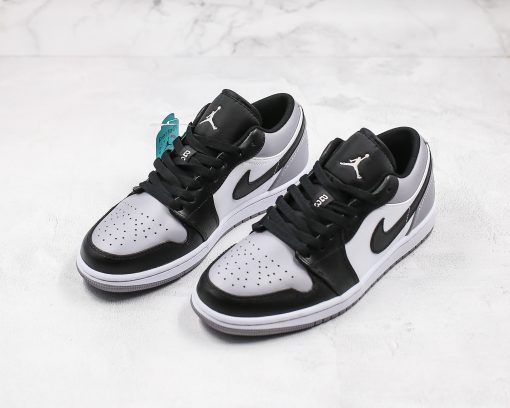 NIKE Air Jordan 1 Low