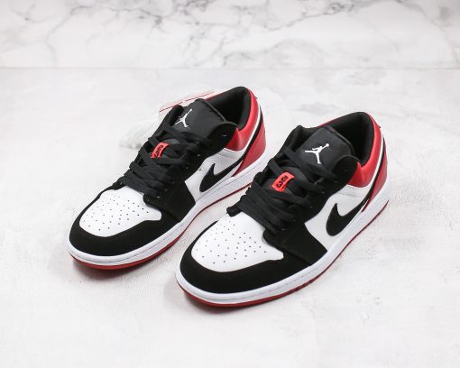 NIKE Air Jordan 1 Low