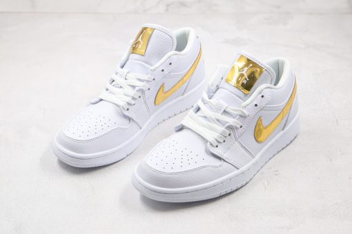 NIKE Air Jordan 1 Low