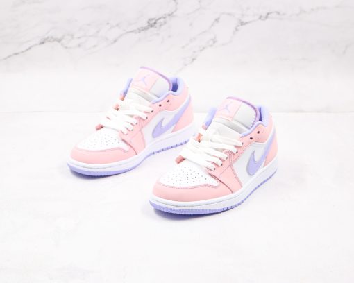 Nike Air Jordan 1 Low pink