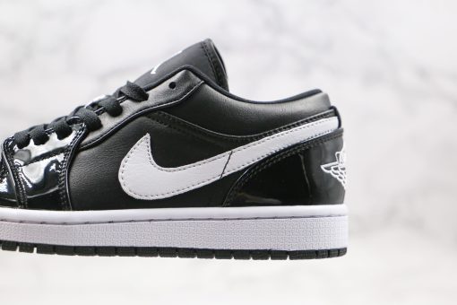 Air Jordan 1 Low Black White