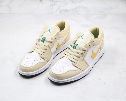 NIKE Air Jordan 1 Low “Light Orewood Brown”