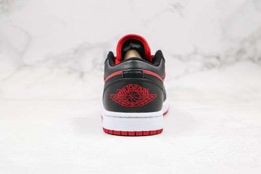 NIKE AIR JORDAN 1 LOW AJ1