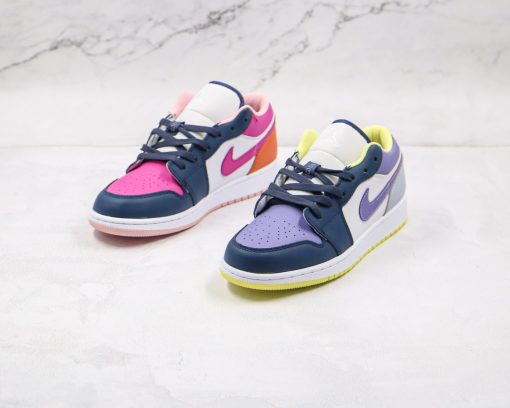 NIKE WMNS AIR JORDAN 1 LOW SE Air Jordan 1 Low