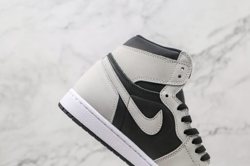 NIKE Air Jordan 1 Retro High Shadow 2.0