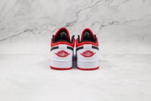 NIKE Air Jordan 1 Low