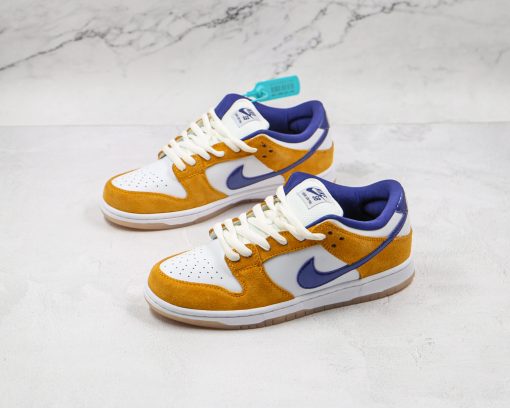 NIKE SB Dunk Low Laser Orange - Image 2