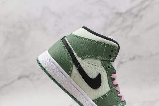 NIKE Air Jordan 1 Mid SE “Dutch Green”