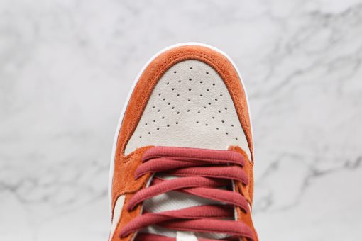 NIKE Dunk Low Orange label