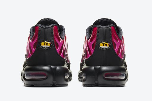 Nike Air Max Plus Supreme Black