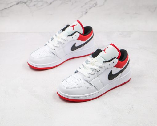 NIKE Air Jordan 1 Low