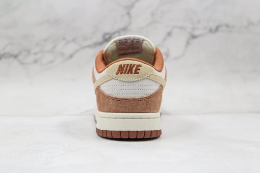 NIKE Dunk Low PRM 'Medium Curry'