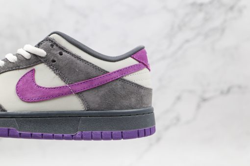 NIKE Dunk Low Pro SB "Purple Pigeon"