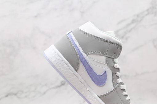 NIKE Air Jordan 1 Mid WMN