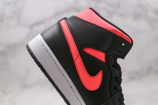 NIKE Air jordan 1 Mid fluorescent Black Pink