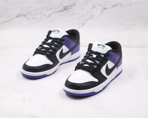 NIKE SB Dunk Low “Court Purple”