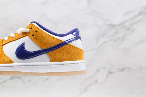 NIKE SB Dunk Low Laser Orange - Image 3