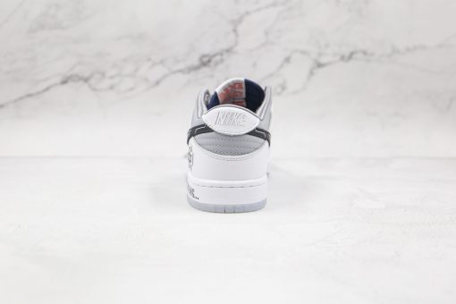 NIKE SB Dunk Low Grey video game