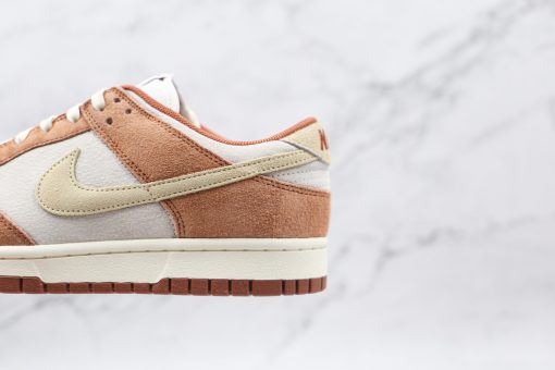 NIKE Dunk Low Milk tea - Image 3