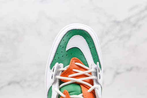 NIKE SB Dunk Low Pro White green - Image 5