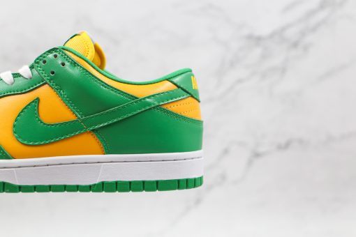 NIKE Dunk Low SP Yellow green