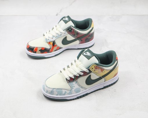 NIKE Dunk Low SE Mixed Camo