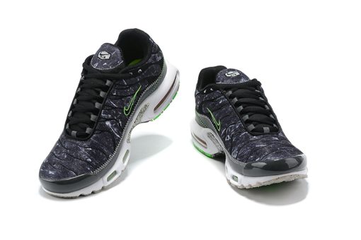 Nike Air Max Plus Essential Crater