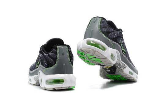 Nike Air Max Plus Essential Crater