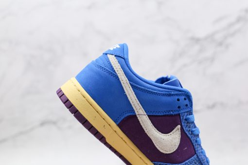 NIKE PUNDEFEATED x Nike Dunk Low Blue violet - Image 4