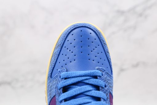 NIKE PUNDEFEATED x Nike Dunk Low Blue violet - Image 5