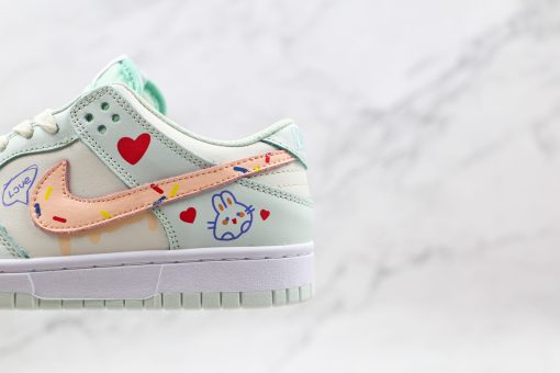 NIKE DUNK LOW Dunk SB Mint graffiti