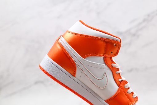 NIKE Air Jordan 1 Mid White orange