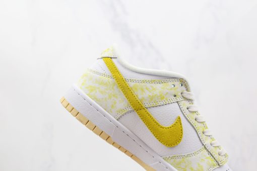 NIKE Dunk Low “Yellow Strike” - Image 4