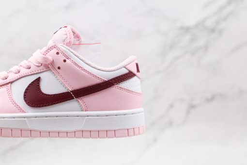 NIKE DUNK LOW Dunk SB Cherry Blossom powder - Image 3