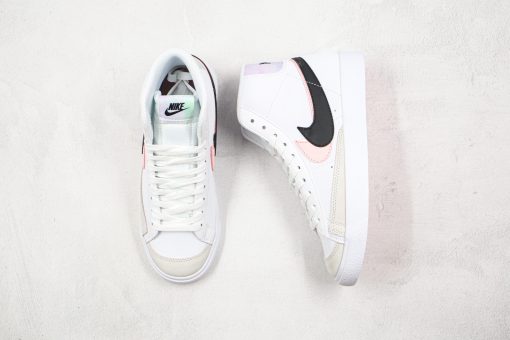 NIKE BLAZER MID 77 VINTAGE WHITE X Pink