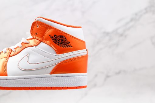 NIKE Air Jordan 1 Mid White orange