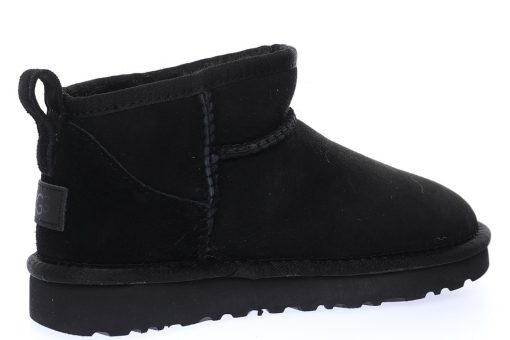 UGG W Classic Ultra Mini "All black and velvet"