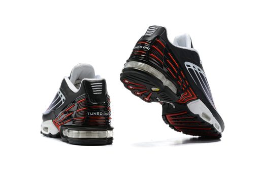 NIKE TN Black and white red