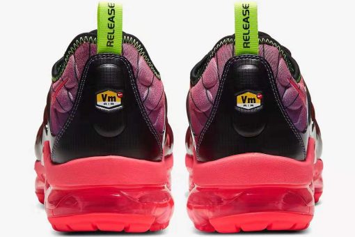 NIKE Air Vapormax Tn Plus Red black differentiation