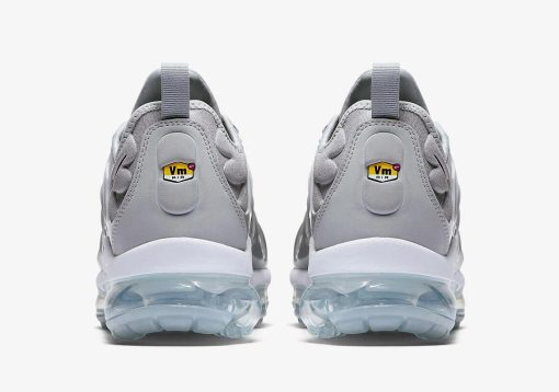 NIKE Air Vapormax Tn Plus Gray black differentiation