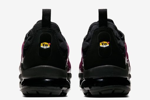 NIKE Air Vapormax Tn Plus Black wine red