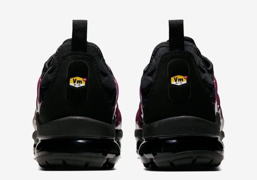 NIKE Air Vapormax Tn Plus Black wine red