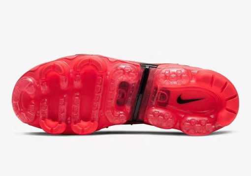 NIKE Air Vapormax Tn Plus Red black differentiation